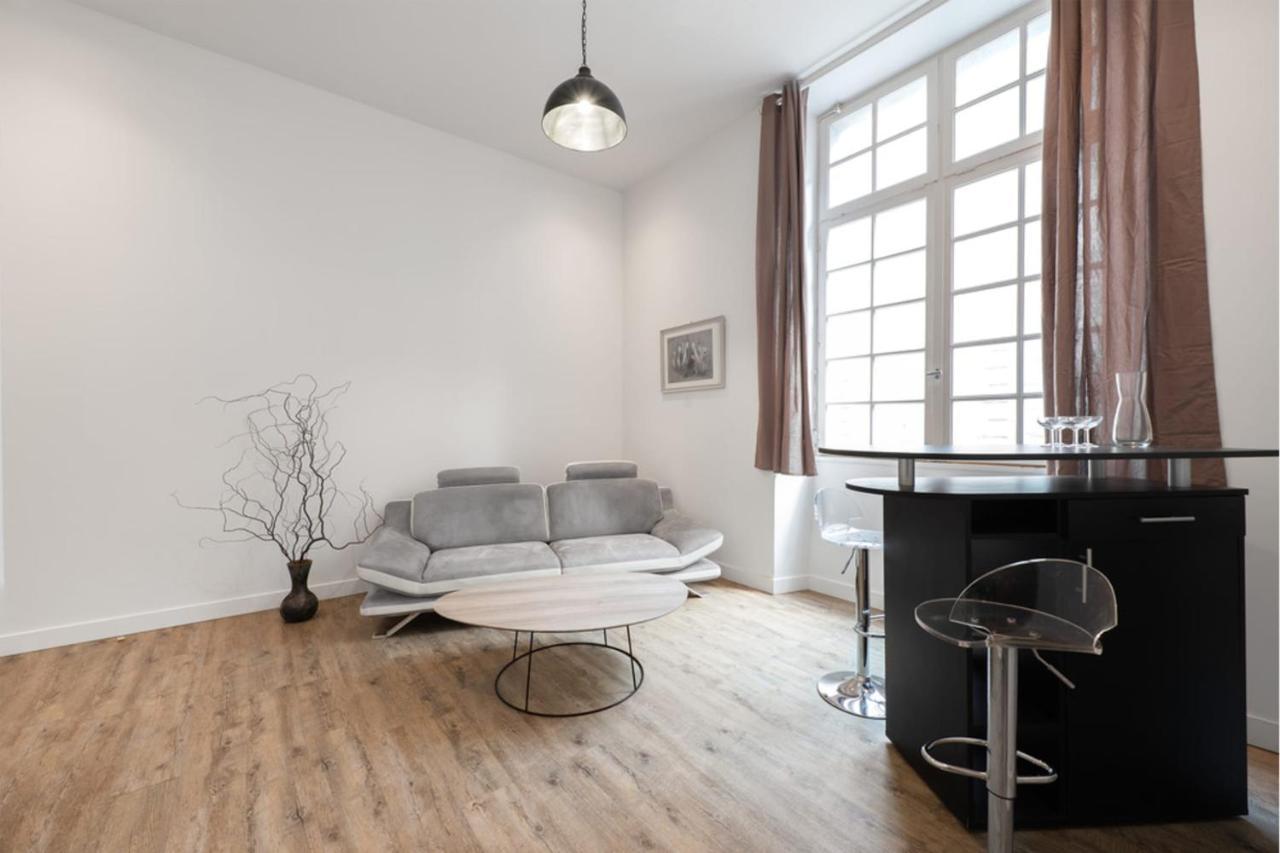 קרקסון Bright Spacious Well-Equipped Apartment מראה חיצוני תמונה