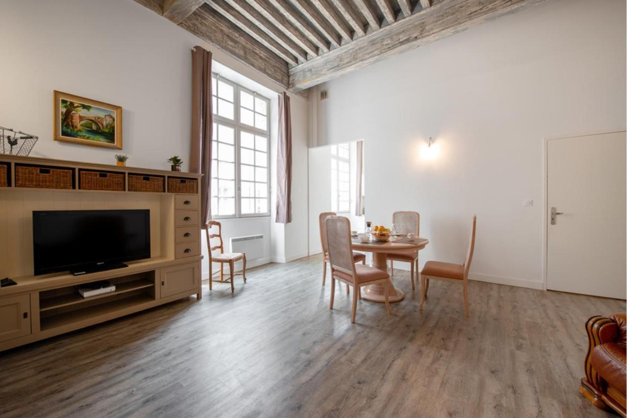 קרקסון Bright Spacious Well-Equipped Apartment מראה חיצוני תמונה