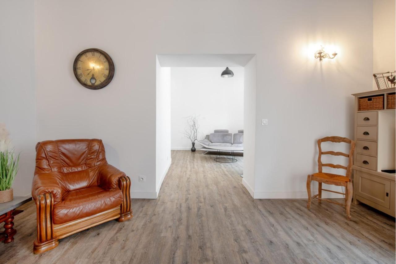 קרקסון Bright Spacious Well-Equipped Apartment מראה חיצוני תמונה
